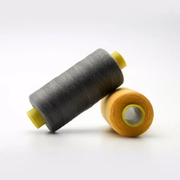 ポリエステルミシン糸 40/2 500M*3CONES ポリエステルミシン糸 40/2 500M*3CONES